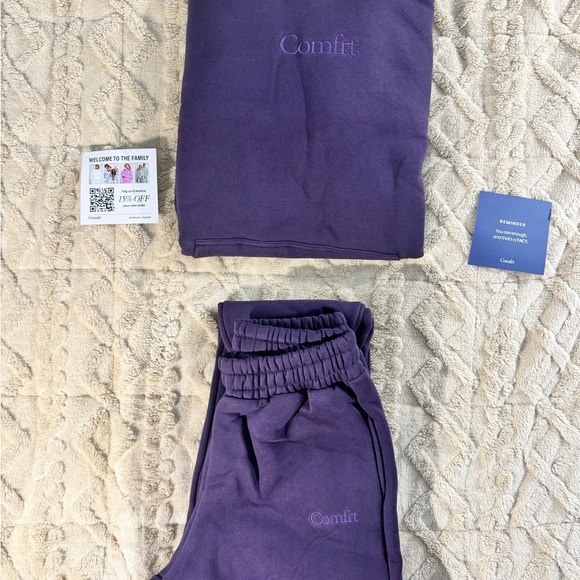 Brand new authentic Comfrt Signature matching set in Blackberry, size Small - Picture 3 of 7